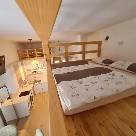 Apartma Ranc Luze Kranj Zewnętrze zdjęcie